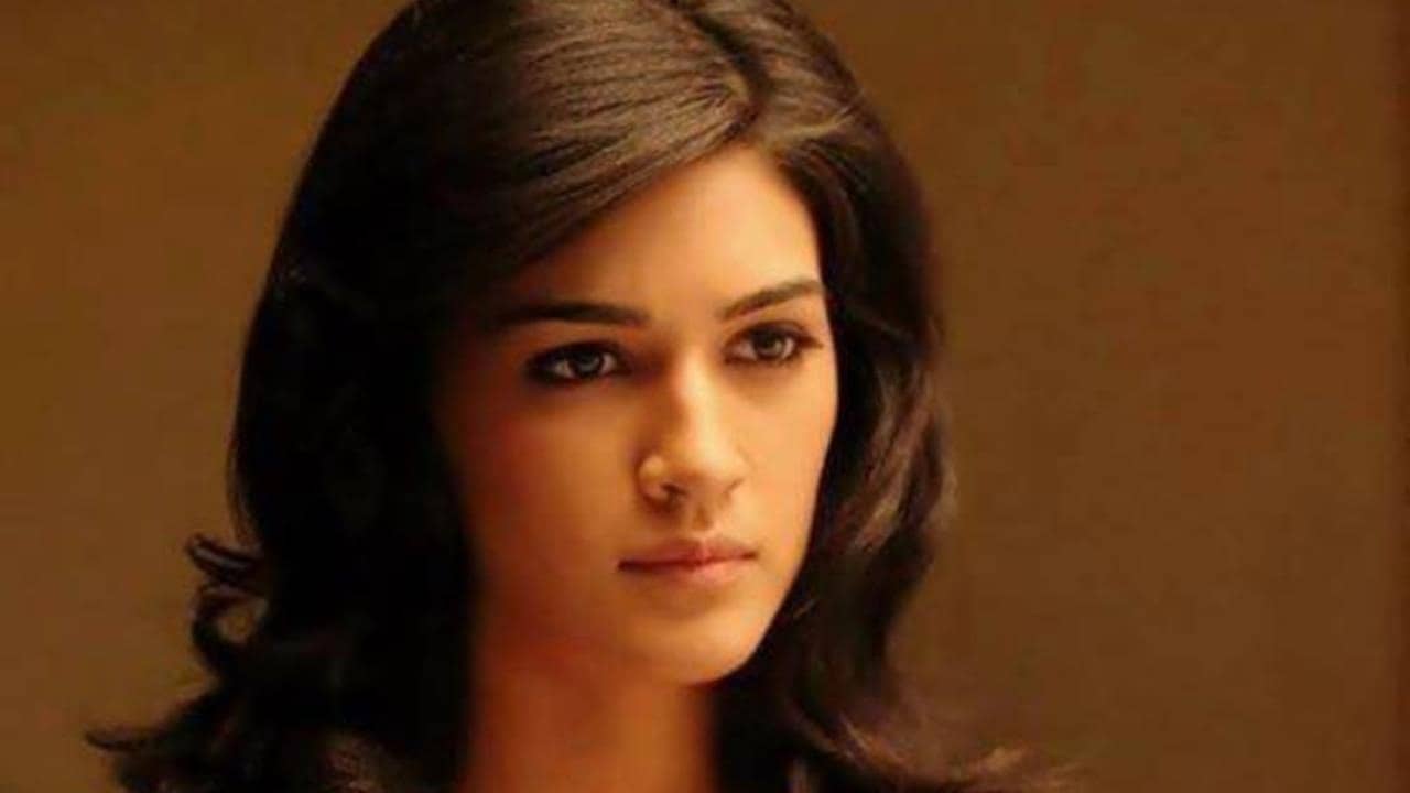 বরুণকে নিয়ে গুরুতর অভিযোগ, দক্ষিণী অভিনেতার দরজায় কৃতি