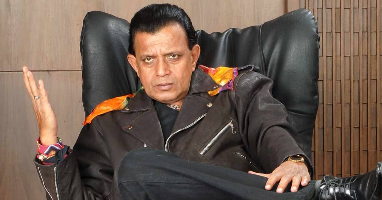 খুশি হয়ে দ্য সুপারস্টারকে ৫০০টাকা টিপ, রেগে মারতে ছোটেন মিঠুন
