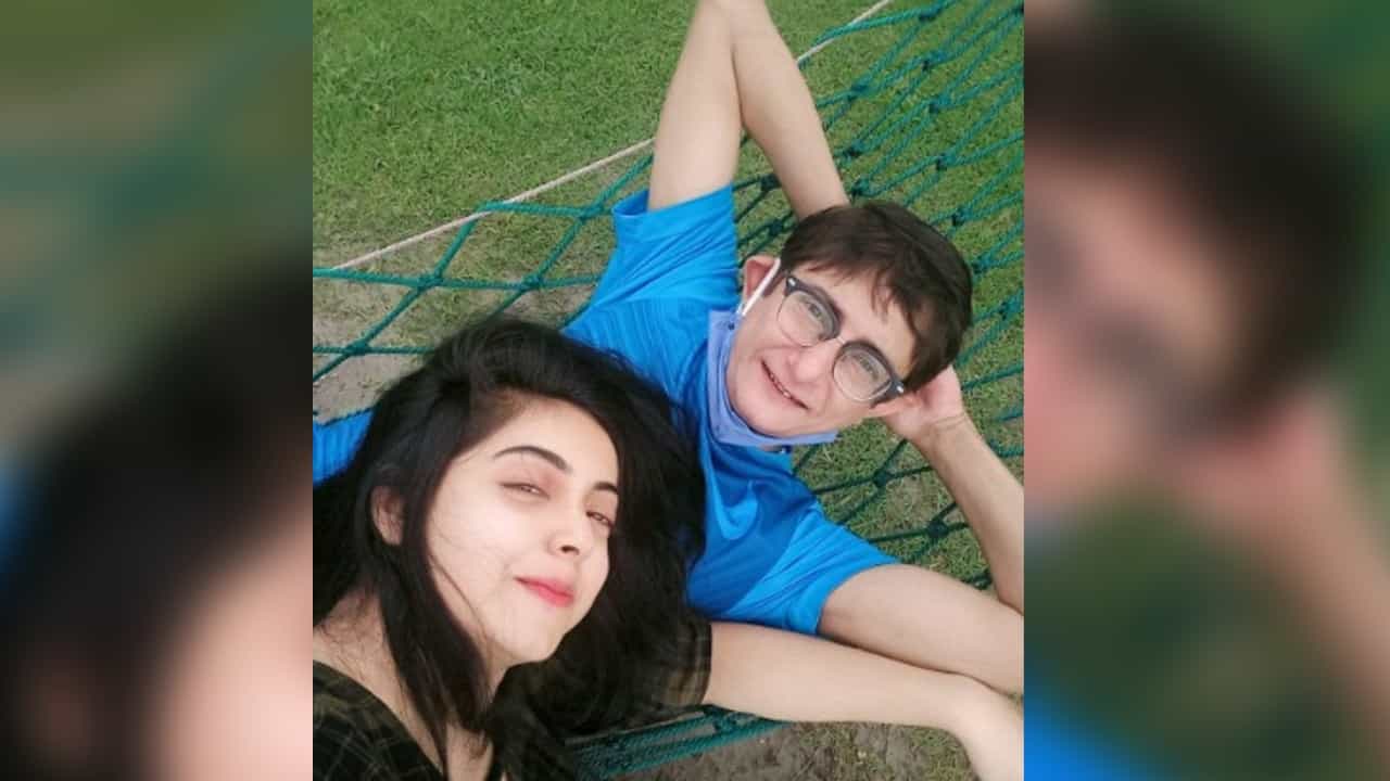 ৫৪ বছর হল কাঞ্চনের, জন্মদিনে জোর করে এই কাজ করালেন শ্রীময়ী! ৫৪ বছর হল কাঞ্চনের, জন্মদিনে জোর করে এই কাজ করালেন শ্রীময়ী!
