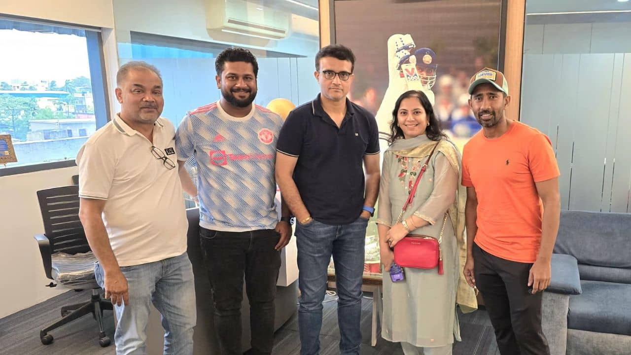 Wriddhiman Saha: সৌরভের সাক্ষাতে অভিমান মিটল? বাংলায় ফিরছেন ঋদ্ধিমান সাহা!