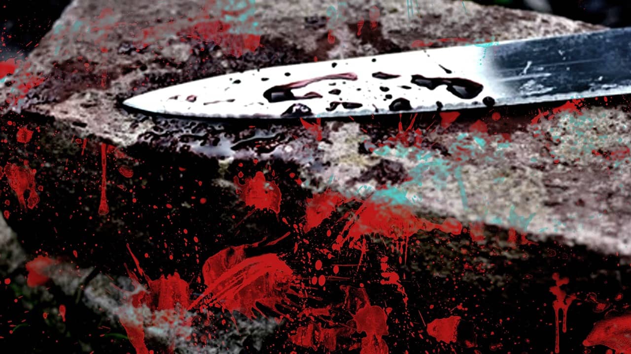 হাঁটুর বয়সী কিশোরীকে বিয়ে করতে চেয়েছিল, শখ না মিটতেই এক কোপে আলাদা করল ধড় থেকে মুণ্ড!