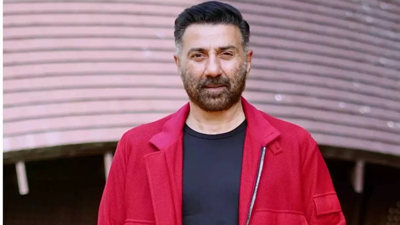 Sunny Deol, Bollywood Actor: ছবি করার নামে আড়াই কোটি টাকা তুলে এ কী করলেন সানি?
