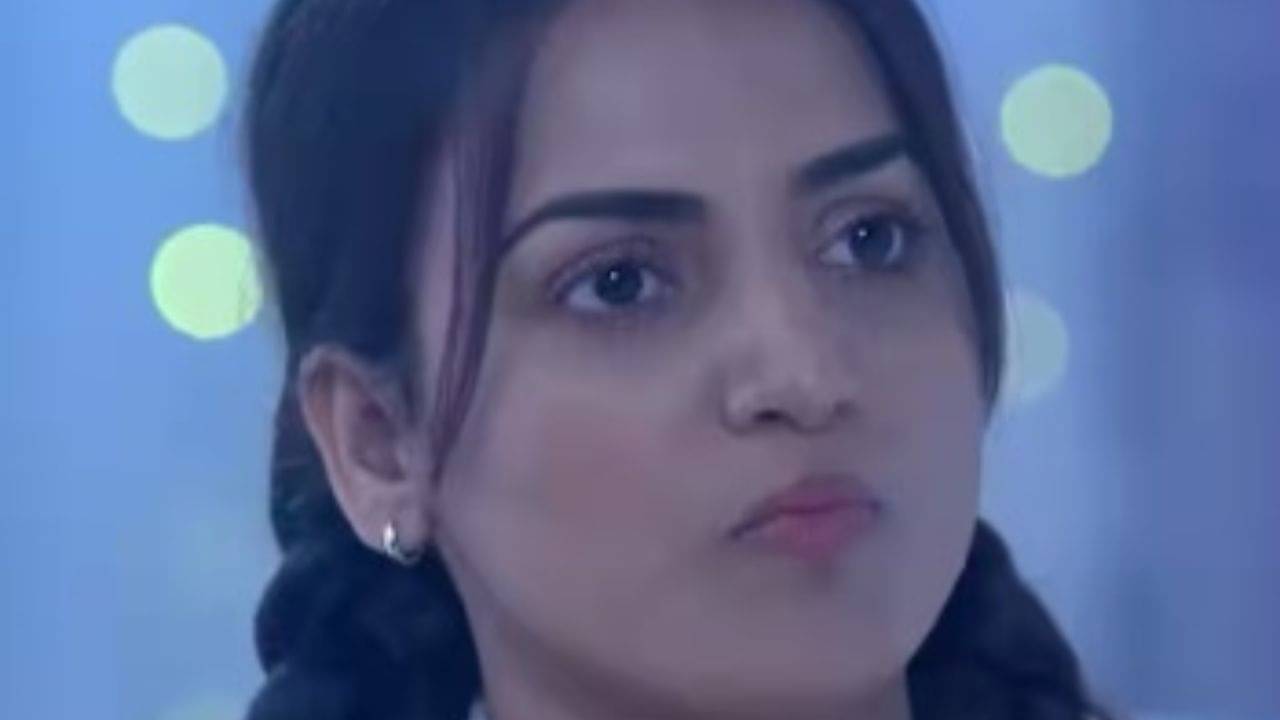 হিয়ার ভাতের থালা টান মেরে জানালা দিয়ে বাইরে ফেলে দিলেন স্বয়ং মা, কোন লড়াইয়ে গীতা এলএলবি?