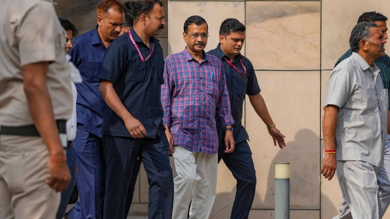 Arvind Kejriwal: মিলল না জামিন, আপাতত তিহাড়েই থাকবেন কেজরীবাল