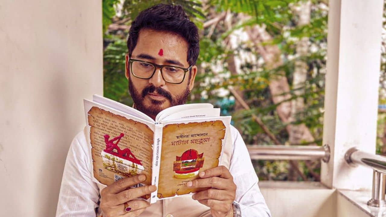 Hiran Chatterjee: IIT খড়গপুরে রিসার্চ করেন হিরণ? প্রশ্ন উঠল ডিগ্রি নিয়ে, কী বললেন অভিনেতা?