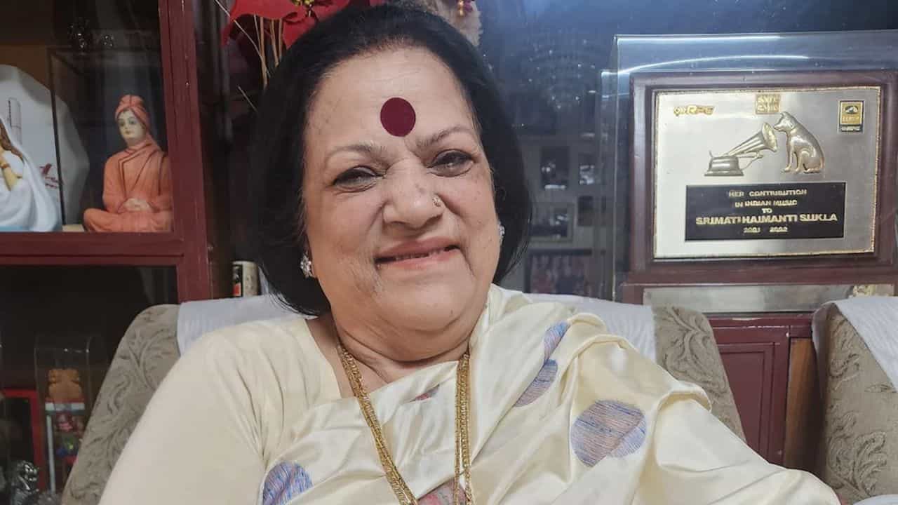 কার প্রেমে সারাজীবন অবিবাহিতই রয়ে গেলেন হৈমন্তী শুক্লা? অকপট গায়িকা কার প্রেমে সারাজীবন অবিবাহিতই রয়ে গেলেন হৈমন্তী শুক্লা? অকপট গায়িকা