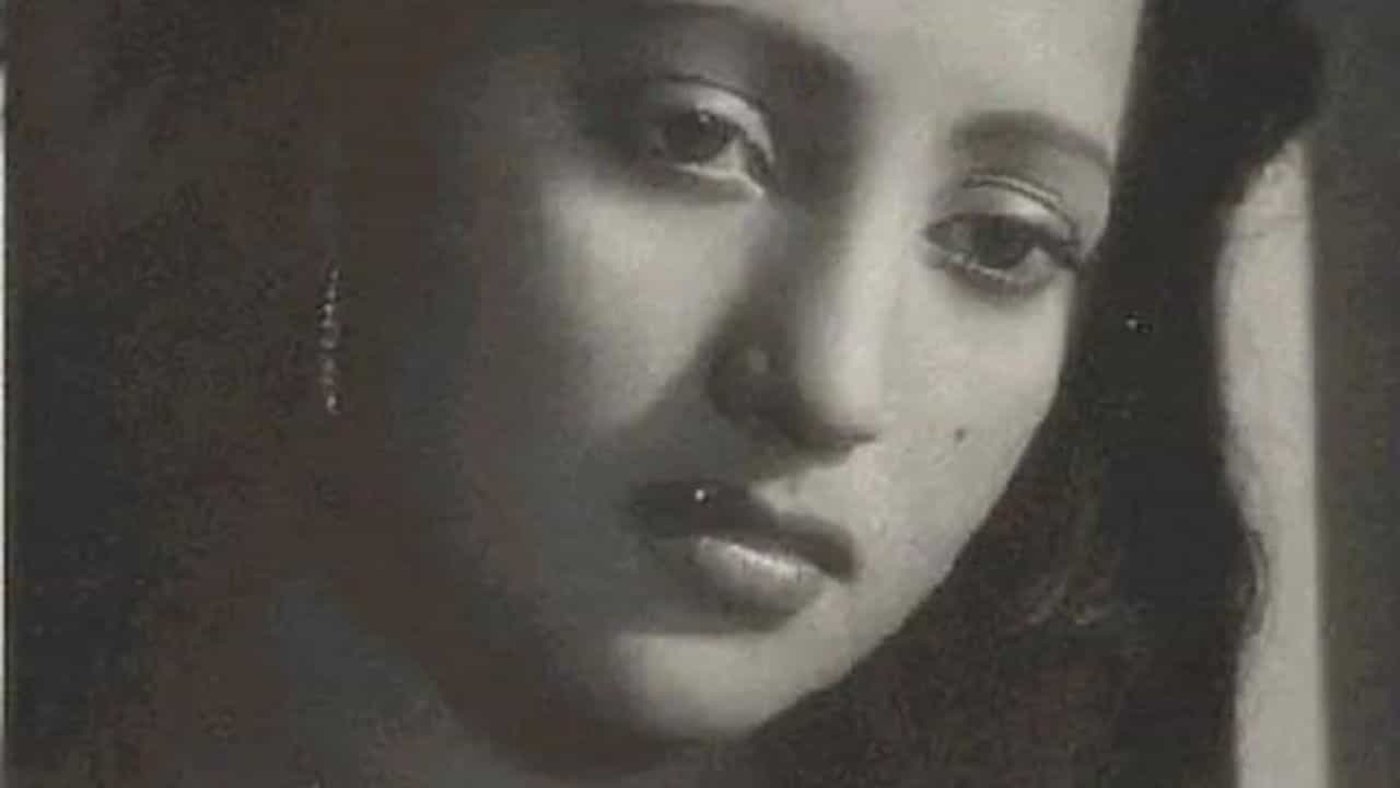 সুচিত্রার বিবাহিত জীবন কেমন ছিল? তিনি নাকি শেষের দিকে তোয়াক্কাই করতেন না স্বামীকে সুচিত্রার বিবাহিত জীবন কেমন ছিল? তিনি নাকি শেষের দিকে তোয়াক্কাই করতেন না স্বামীকে