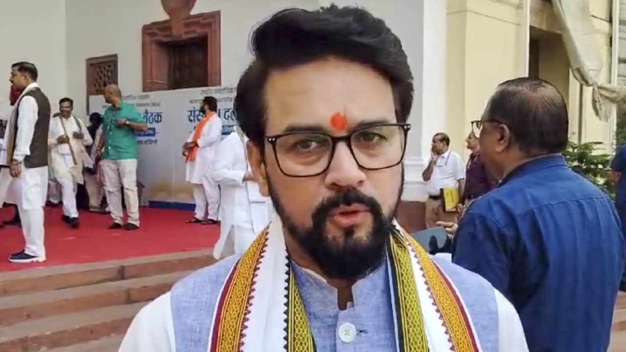 Anurag Thakur: কামনা করি তারা..., মন্ত্রিসভা থেকে বাদ পড়ে মুখ খুললেন অনুরাগ ঠাকুর