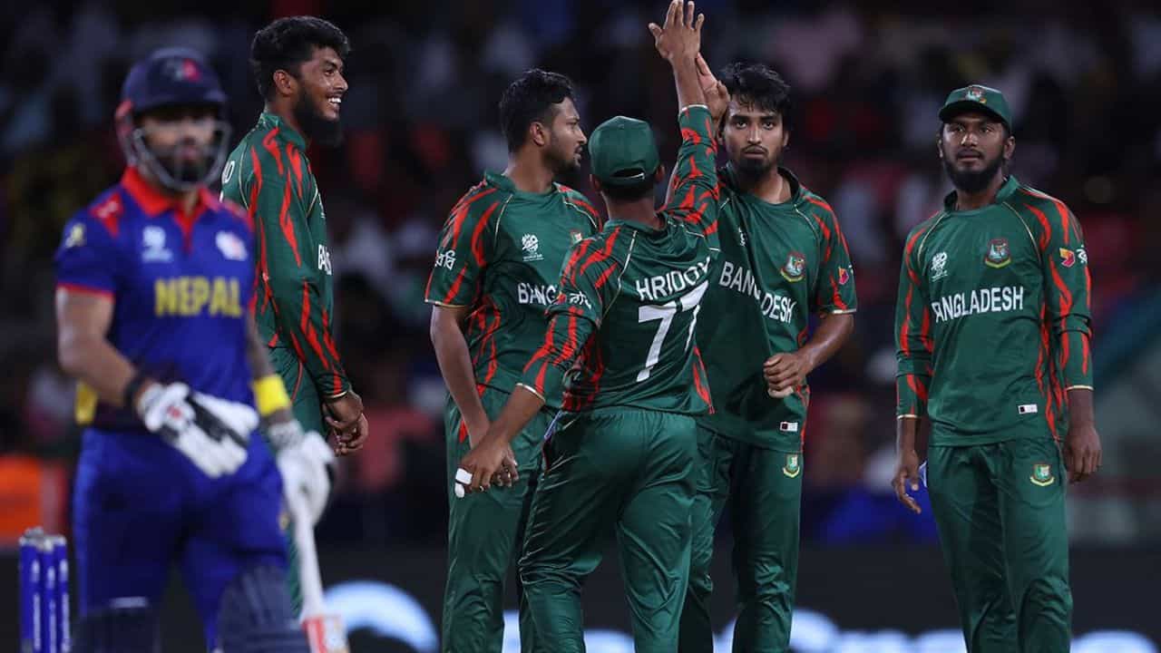 T20 WC 2024, Bangladesh: নেপালের বিরুদ্ধে কঠিন লড়াই, বিশ্বকাপের সুপার এইটে 'আত্মনির্ভর' বাংলাদেশ T20 WC 2024, Bangladesh: নেপালের বিরুদ্ধে কঠিন লড়াই, বিশ্বকাপের সুপার এইটে 'আত্মনির্ভর' বাংলাদেশ