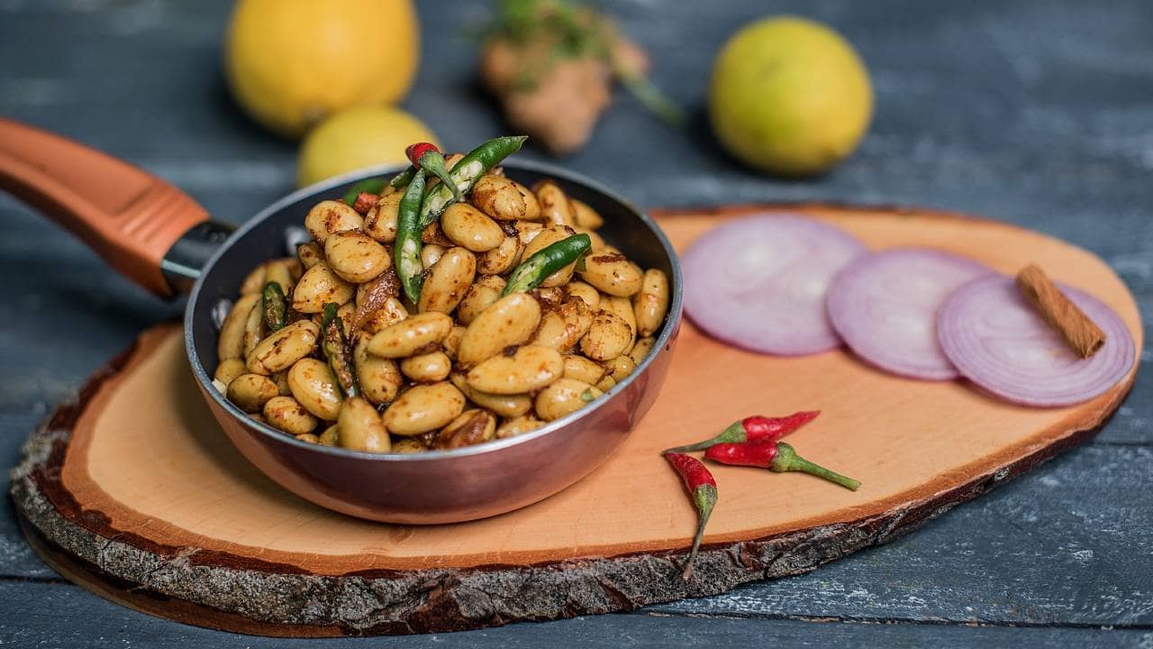 Almond Chana Masala: শুধু জলে ভিজিয়ে নয়! আমন্ড দিয়ে এই পদ বানালেও মিলবে উপকার