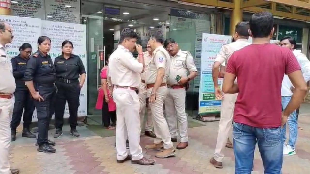 Durgapur: নাকের অপারেশন করতে গিয়ে কোমায়, তারপরই মৃত্যু ১৪ বছরের কিশোরের