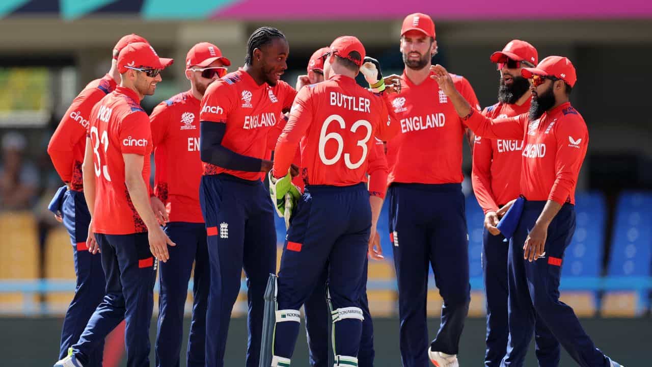 T20 World Cup 2024: মাত্র ১৯ বলেই জয় ইংল্যান্ডের, সুপার-৮ এর পথে ডিফেন্ডিং চ্যাম্পিয়নরা! T20 World Cup 2024: মাত্র ১৯ বলেই জয় ইংল্যান্ডের, সুপার-৮ এর পথে ডিফেন্ডিং চ্যাম্পিয়নরা!