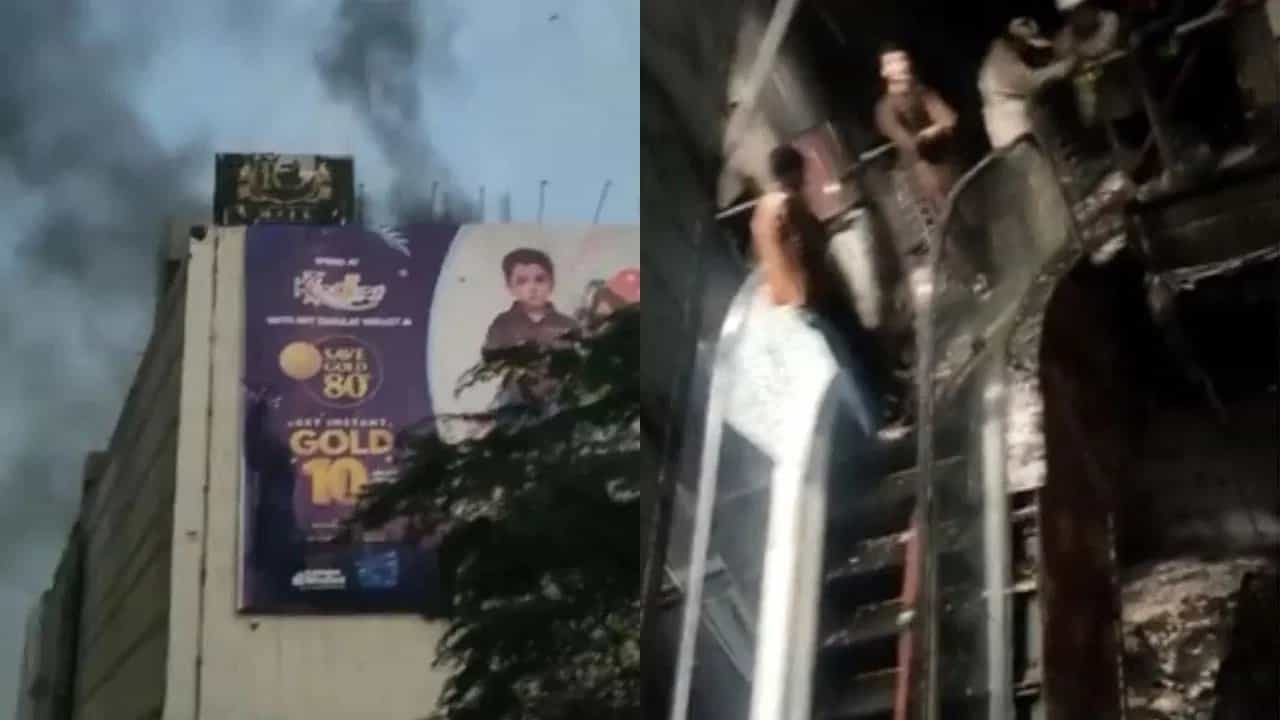 Fire in shopping mall: শপিং মলে অগ্নিকাণ্ডের পিছনে ষড়যন্ত্র? Fire in shopping mall: শপিং মলে অগ্নিকাণ্ডের পিছনে ষড়যন্ত্র?