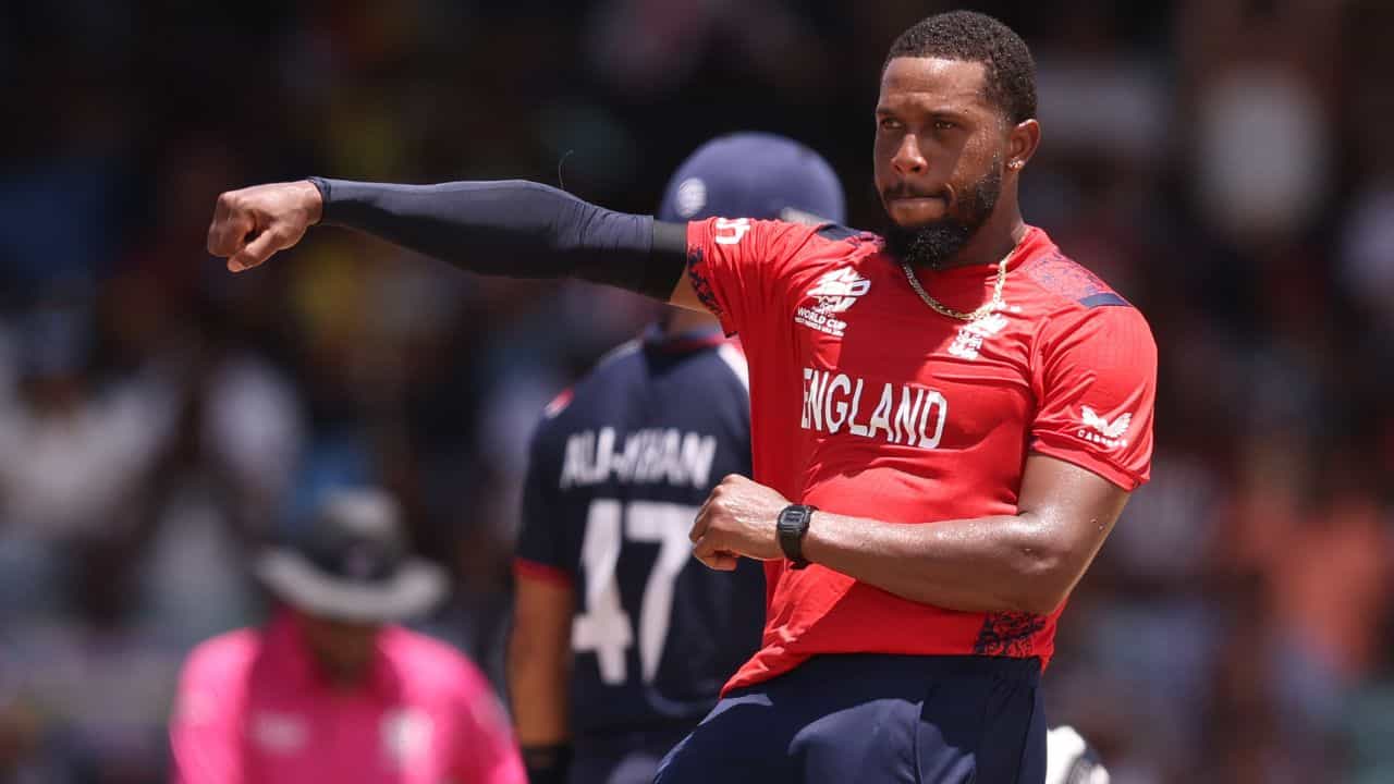 India vs England: মাঠ ঢাকা নেই ভারতের জন্যই? ইংল্যান্ড কিংবদন্তির তোপের মুখে আইসিসি India vs England: মাঠ ঢাকা নেই ভারতের জন্যই? ইংল্যান্ড কিংবদন্তির তোপের মুখে আইসিসি