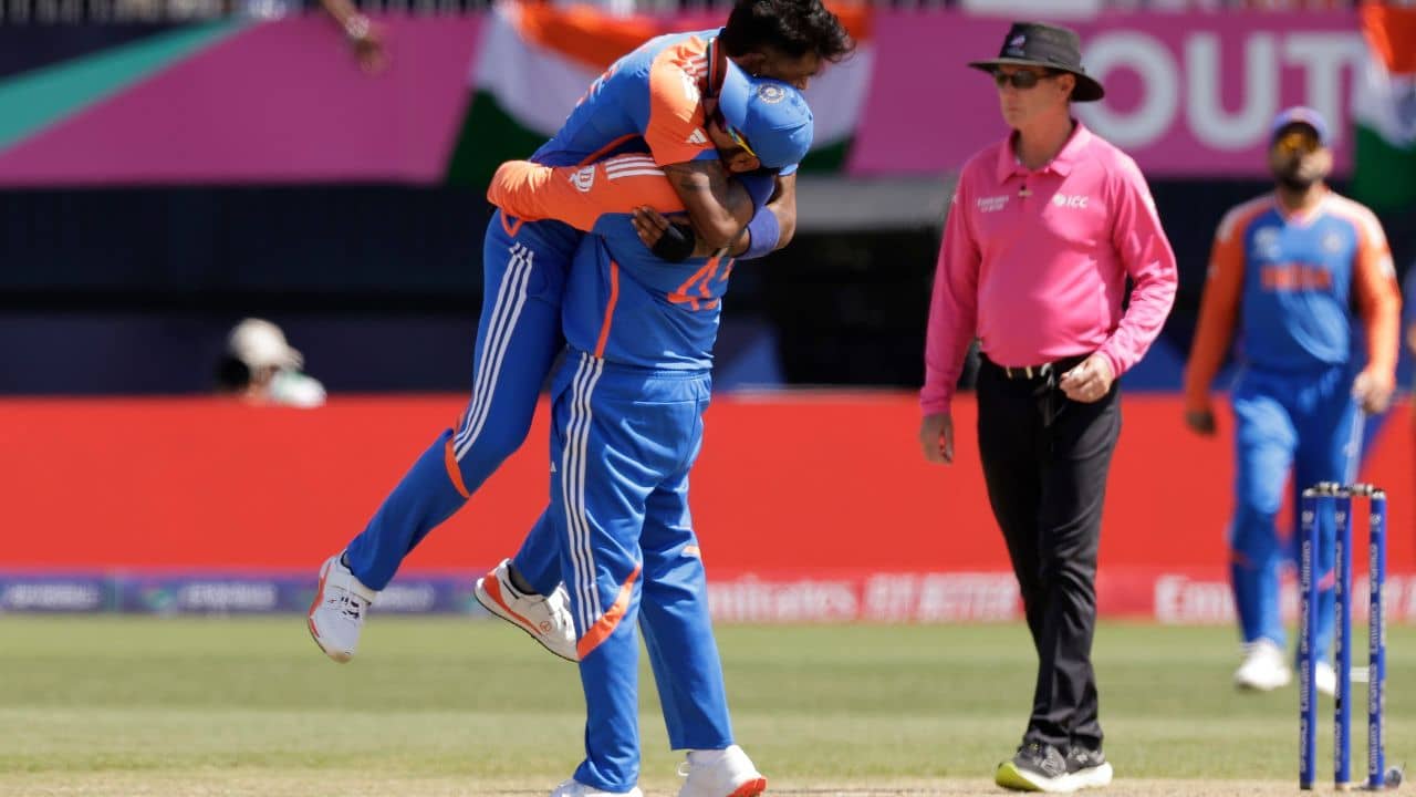 Bumrah-Virat: বিশ্বজুড়ে বুমরা বন্দনা, বিরাটের মেলবোর্ন মহাকাব্যের সঙ্গে তুলনা!