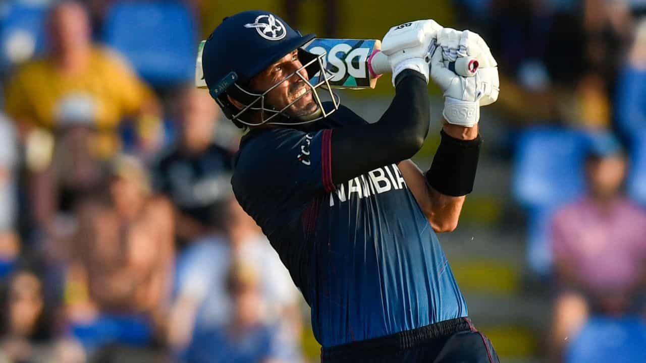 T20 WC 2024: ২২৫ স্ট্রাইকরেটের ইনিংস খেলে বিদায় জানালেন KKR-এর প্রাক্তনী T20 WC 2024: ২২৫ স্ট্রাইকরেটের ইনিংস খেলে বিদায় জানালেন KKR-এর প্রাক্তনী