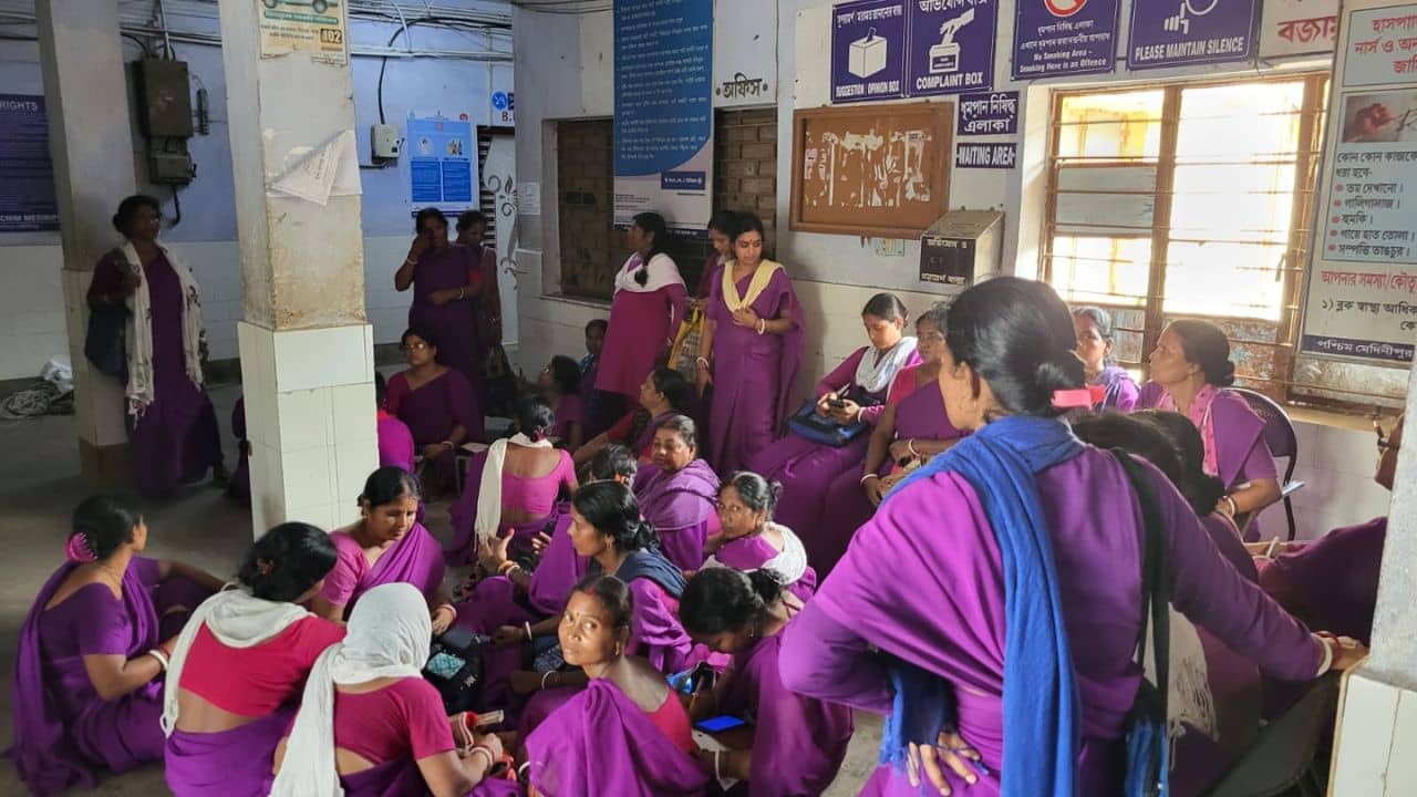 Keshpur: রোগী সেজে ঢুকেছিলেন, মহিলা স্বাস্থ্যকর্মীর সঙ্গে অভব্য আচরণের অভিযোগ