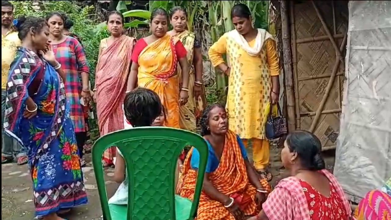 Tragic Incident: গলায় গামছা নিয়ে খেলছিল ছোট্ট তিয়াসা, পাশে রাখা টেডি বিয়ার সরে যেতেই সব শেষ