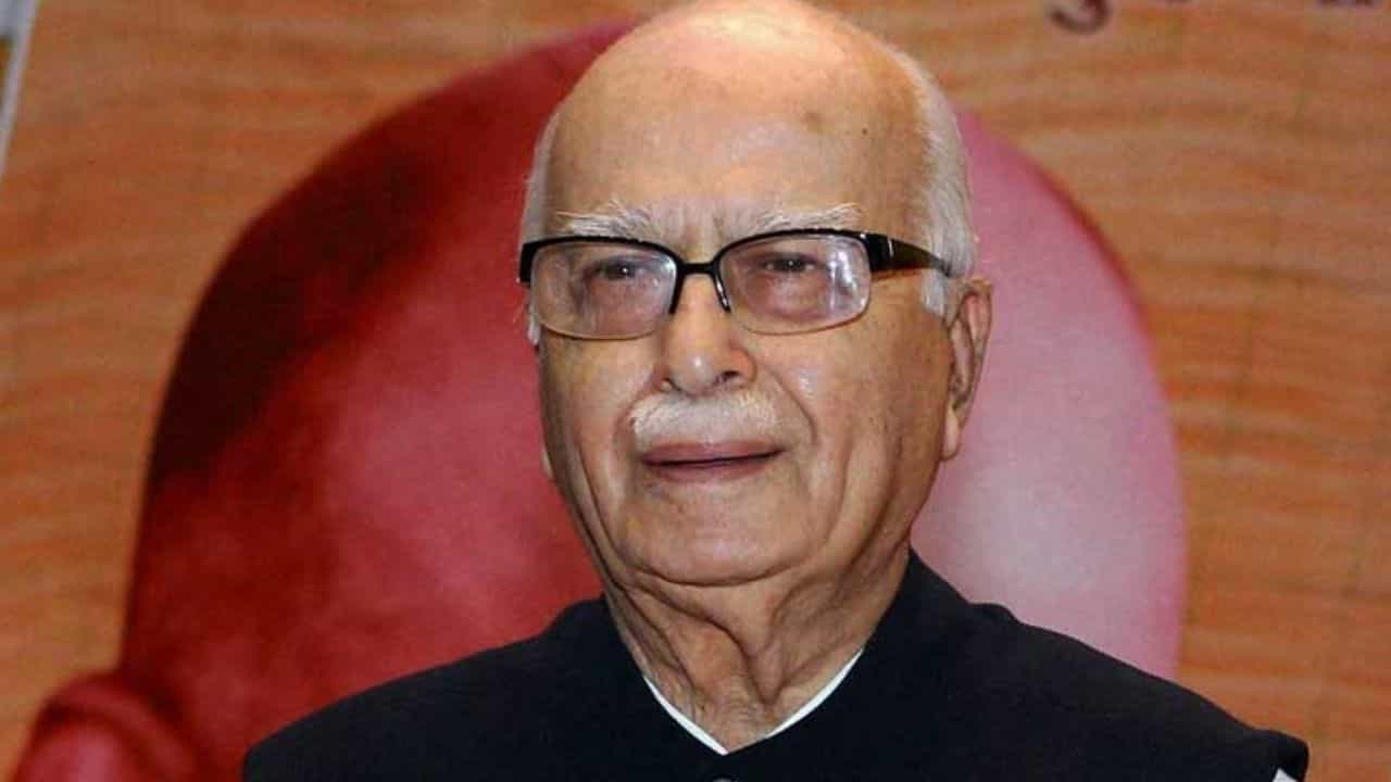 গুরুতর অসুস্থ লালকৃষ্ণ আদবাণী, রাতেই ভর্তি করানো হল AIIMS-এ গুরুতর অসুস্থ লালকৃষ্ণ আদবাণী, রাতেই ভর্তি করানো হল AIIMS-এ