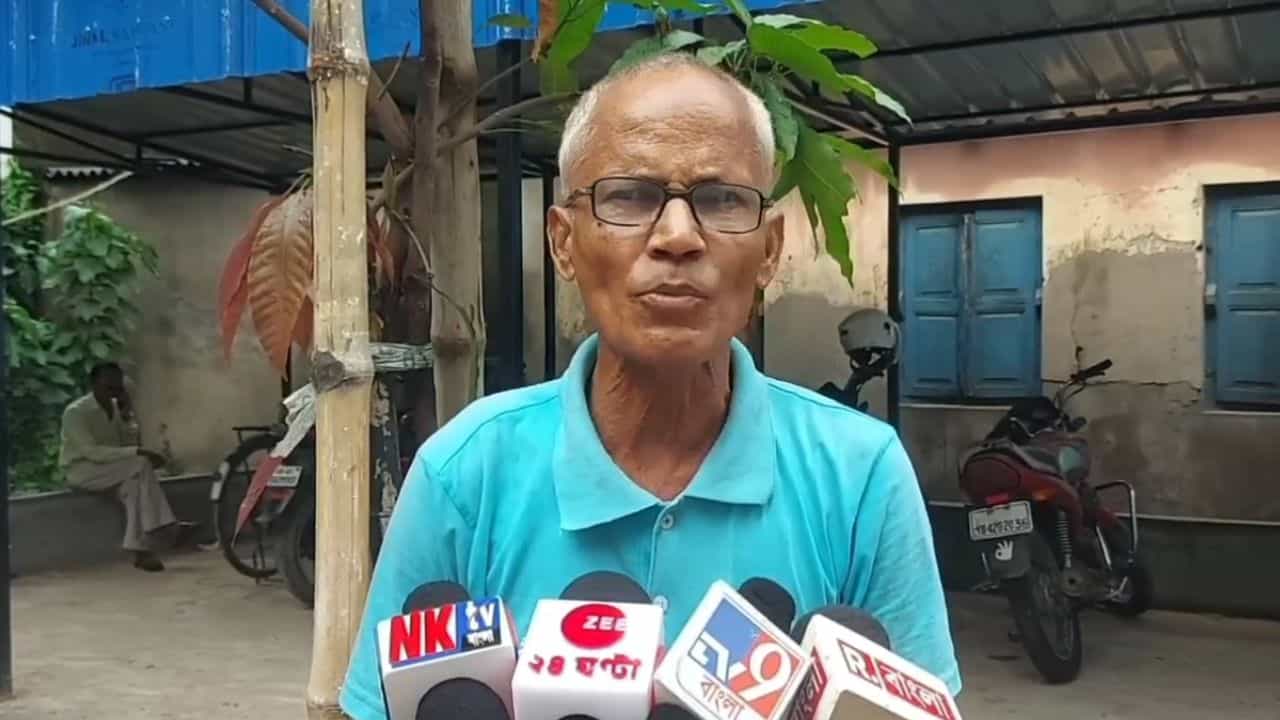 Purba Bardhaman: শাসক দলের হুমকির অভিযোগ, ভয়ে ফের থানায় ছুটলেন বিজেপি কর্মী Purba Bardhaman: শাসক দলের হুমকির অভিযোগ, ভয়ে ফের থানায় ছুটলেন বিজেপি কর্মী