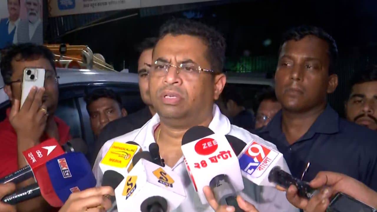 Soumitra Khan: সমস্যা তো আছেই, বিজেপির রাজ্য অফিসে বৈঠক শেষে বললেন সৌমিত্র