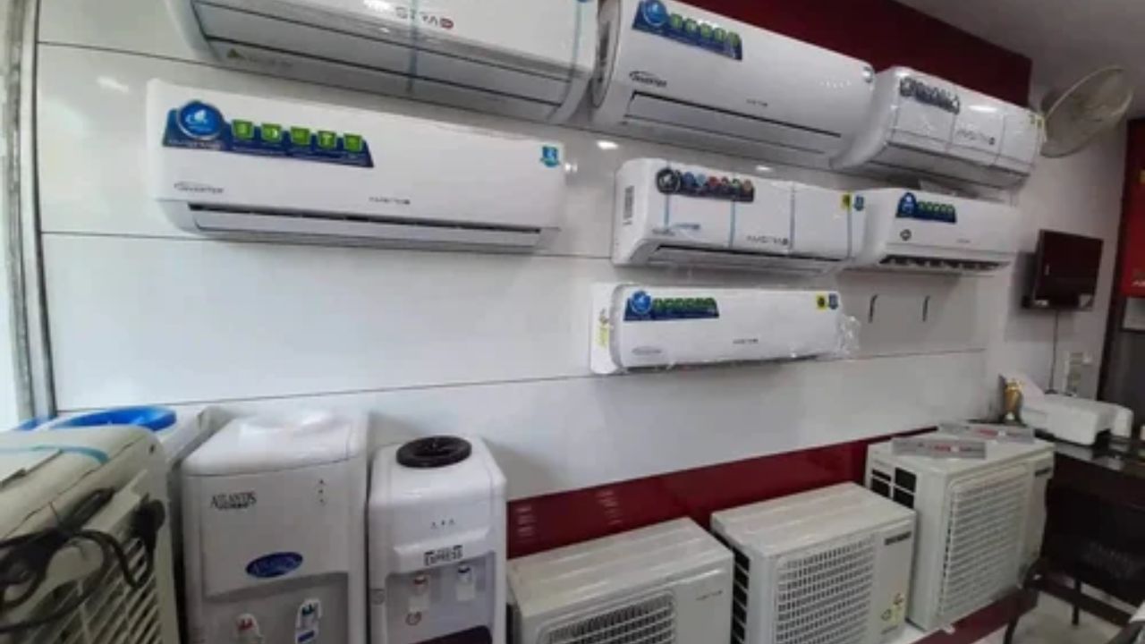 AC-Fridge Price: এমন কী ঘটেছে! এসি-ফ্রিজ থেকে টিভি, জুন থেকে দাম বাড়ছে সবকিছুরই