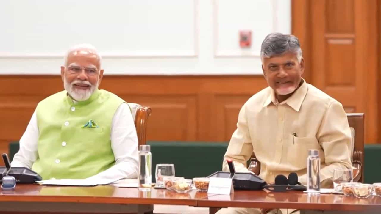 Lok Sabha Election Results 2024 LIVE: মোদীই NDA-র নেতা, বিরোধী আসনেই থাকবে INDIA Lok Sabha Election Results 2024 LIVE: মোদীই NDA-র নেতা, বিরোধী আসনেই থাকবে INDIA