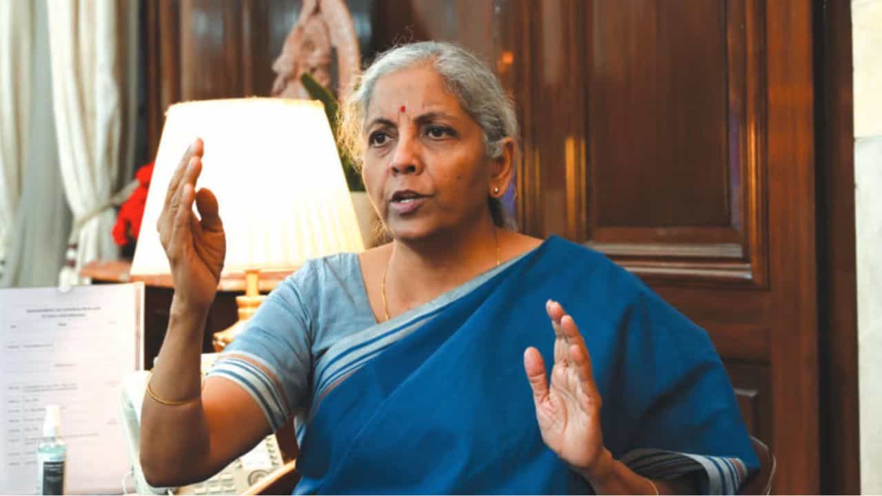 Nirmala Sitharaman: ভারতে ইতিহাসে প্রথমবার... জুলাইতেই রেকর্ড গড়ছেন নির্মলা সীতারামন! Nirmala Sitharaman: ভারতে ইতিহাসে প্রথমবার... জুলাইতেই রেকর্ড গড়ছেন নির্মলা সীতারামন!