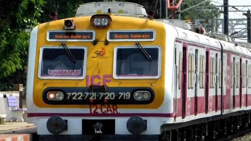 Rail Ticket Rules: ট্রেন থেকে মাঝপথে নামিয়ে দিতে পারে টিটি, নিয়মে বড় বদল এনেছে রেল