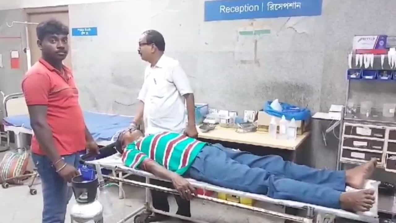 Arambag: ভোট মিটলেই কি অশান্তি থামাতে হবে? আরামবাগের ছবিটা যেন তেমনই বলছে...