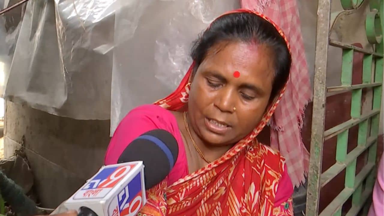 Sandeshkhali: মহিলাদের এমন জায়গায় মারো যাতে দেখাতে না পারে, সন্দেশখালিতে পুলিশের পোশাকে ওরা কারা?