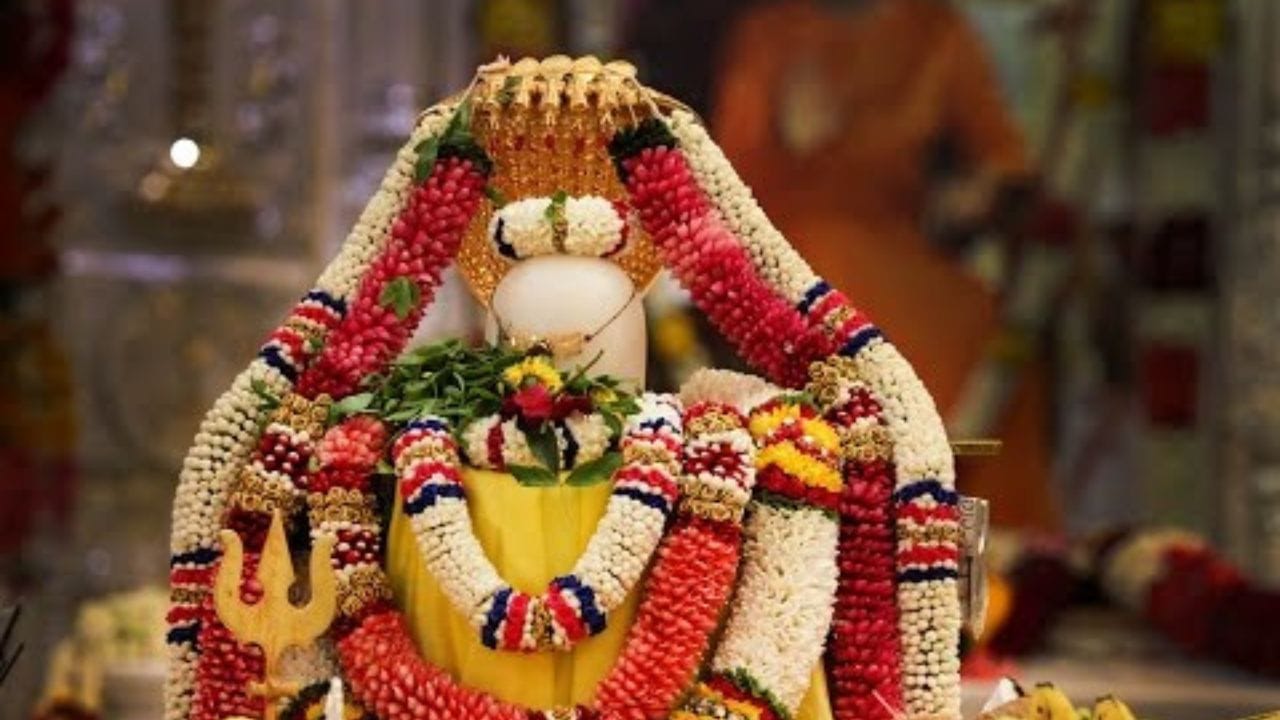 Monthly Shivaratri 2024: এমন দিন আর কখনও আসবে না! শিবঠাকুরের আশীর্বাদে ভাগ্য খুলবে এই প্রতিকারে Monthly Shivaratri 2024: এমন দিন আর কখনও আসবে না! শিবঠাকুরের আশীর্বাদে ভাগ্য খুলবে এই প্রতিকারে