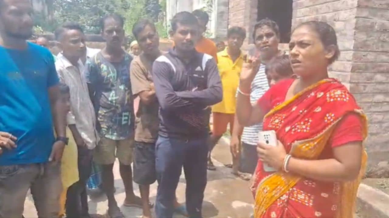 Noapara: স্ত্রীর মৃত্যুর পর সন্তানের কথা ভেবে দ্বিতীয় বিয়ে, কিন্তু প্রথম পক্ষের সন্তানের সঙ্গে যে দ্বিতীয় স্ত্রীর রসায়নের পরিণতি এই হবে, ভাবতেও পারেননি