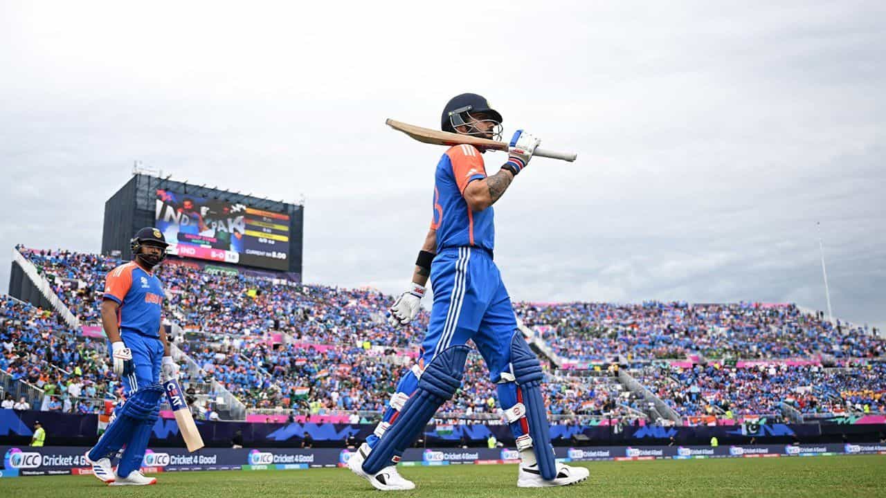 Virat Kohli: কেন ১২ জুন গুরুত্বপূর্ণ? জানেন কি বিরাট কোহলির জীবনে কী হয়েছিল ওই দিন? Virat Kohli: কেন ১২ জুন গুরুত্বপূর্ণ? জানেন কি বিরাট কোহলির জীবনে কী হয়েছিল ওই দিন?