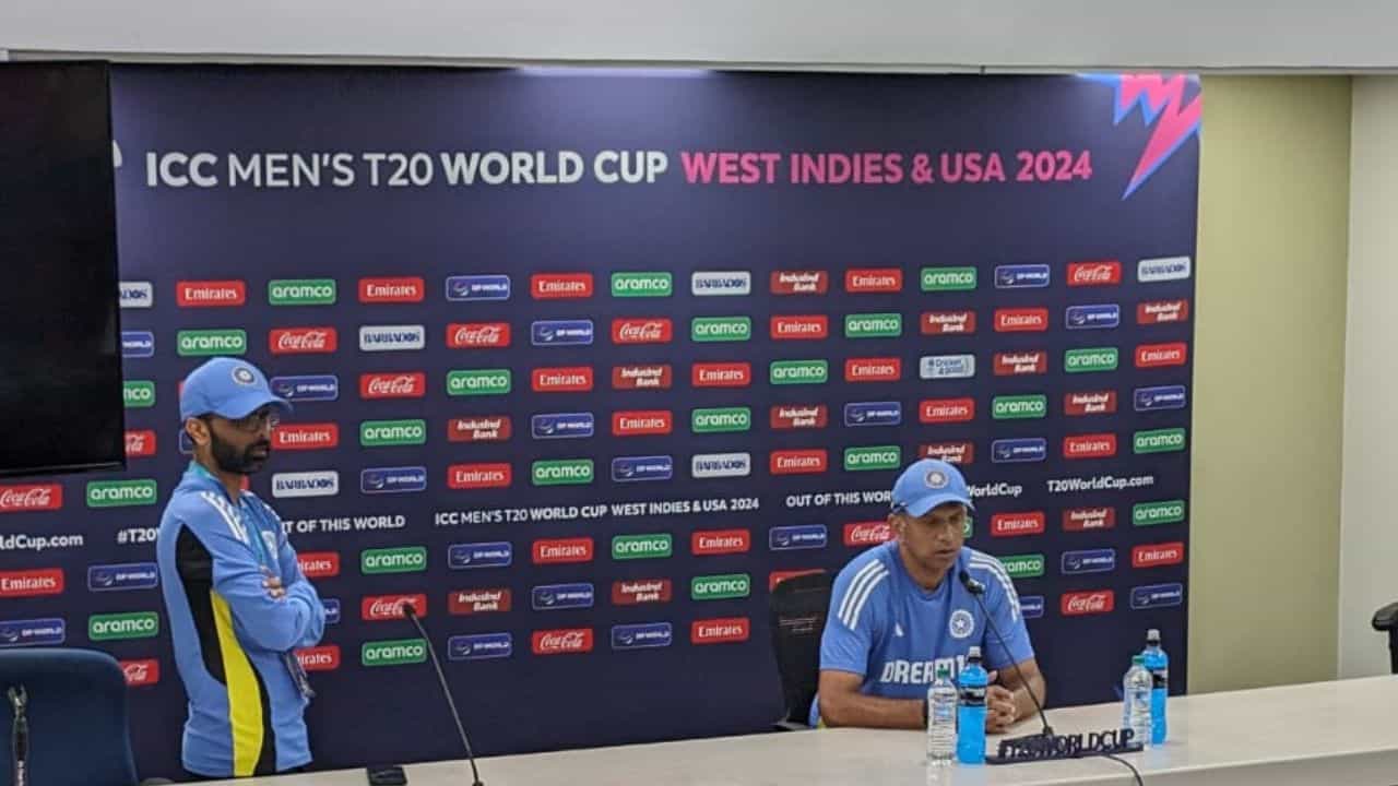 T20 World Cup: একাদশে কুলদীপ বনাম চাহাল! আফগান ম্যাচের আগে বড় ইঙ্গিত রাহুল দ্রাবিড়ের T20 World Cup: একাদশে কুলদীপ বনাম চাহাল! আফগান ম্যাচের আগে বড় ইঙ্গিত রাহুল দ্রাবিড়ের