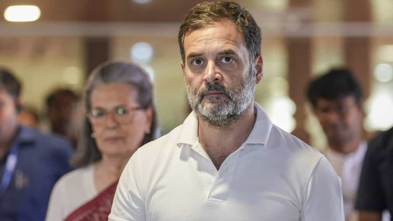 CWC Meeting: রাহুলই লোকসভার বিরোধী দলনেতা হোক, চাইছে কংগ্রেসের ওয়ার্কিং কমিটি CWC Meeting: রাহুলই লোকসভার বিরোধী দলনেতা হোক, চাইছে কংগ্রেসের ওয়ার্কিং কমিটি