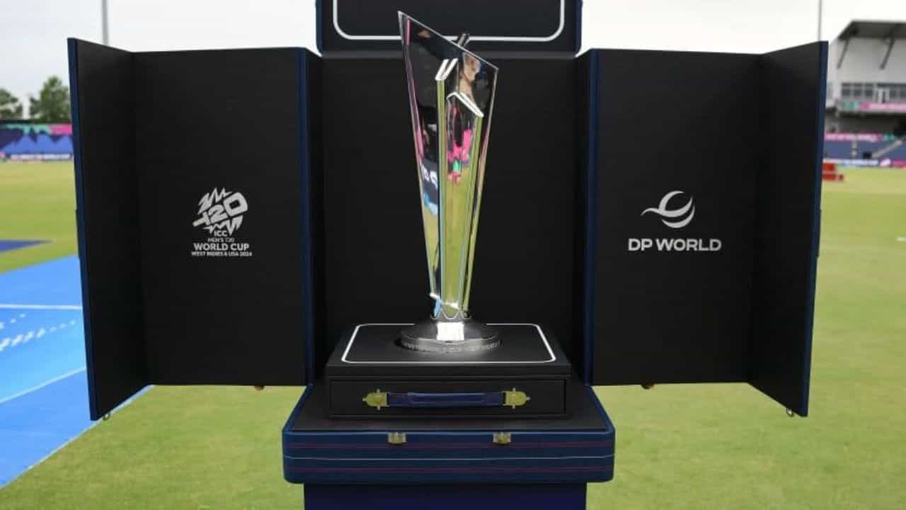 T20 WC 2024: আইপিএলকে টেক্কা! বিশ্বকাপের প্রাইজ মানি ঘোষণা করল আইসিসি T20 WC 2024: আইপিএলকে টেক্কা! বিশ্বকাপের প্রাইজ মানি ঘোষণা করল আইসিসি