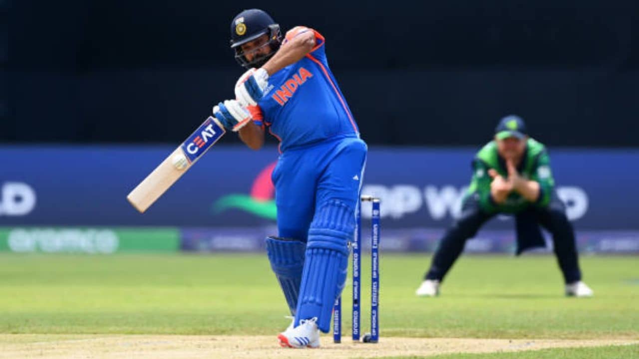 Rohit Sharma Records: ছাপিয়ে গেলেন ধোনিকে! এক ম্যাচে একঝাঁক রেকর্ড রোহিত শর্মার