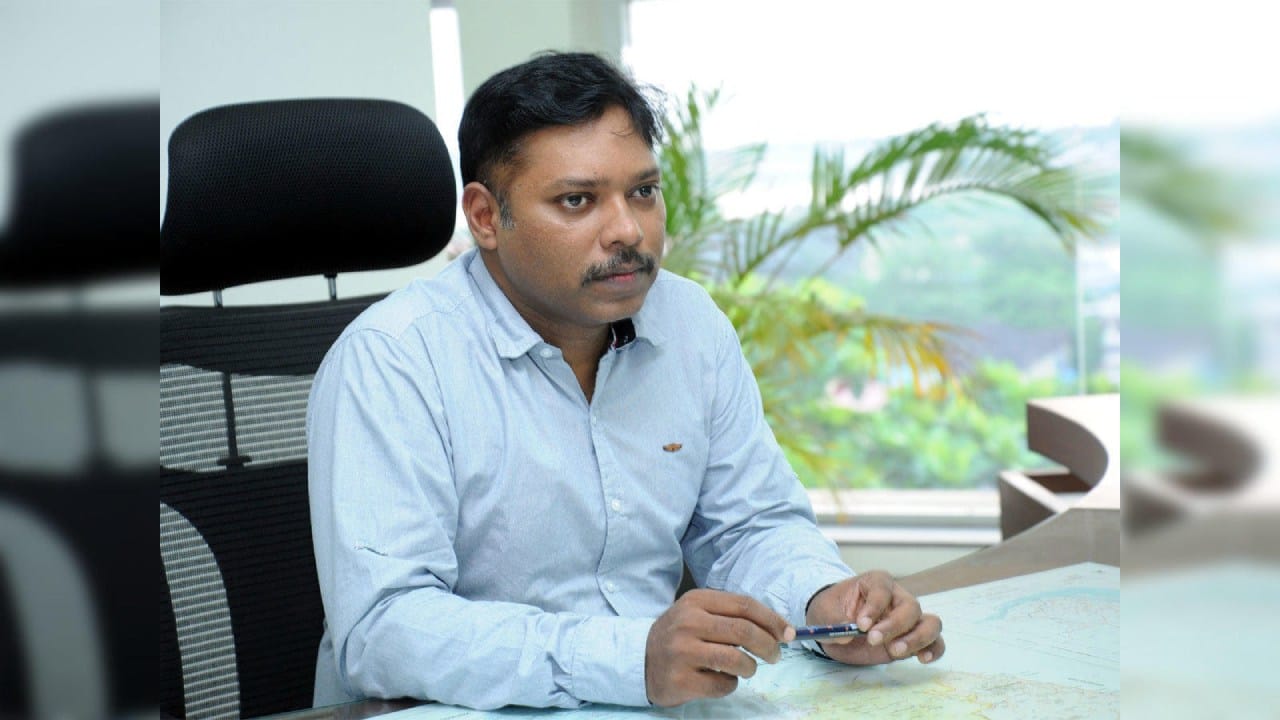শশীকান্ত সেন্থিল (কংগ্রেস, তিরুভাল্লুর) তামিলনাড়ুর তিরুভাল্লুর আসনে বিজেপির ভি. বালাগণপতিকে ৫,৭২,১৫৫ ভোটের ব্যবধানে পরাজিত করেছেন কংগ্রেস প্রার্থী শশীকান্ত সেন্থিল। সেন্থিল পেয়েছেন ৭,৯৬,৯৫৬ ভোট এবং বালাগণপতি পেয়েছেন ২,২৪,৮০১ ভোট।