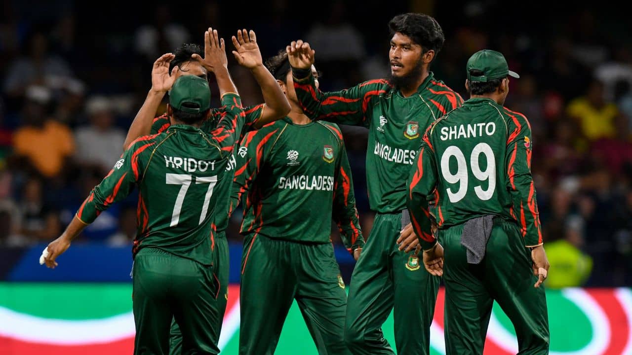 Bangladesh vs Afghanistan Updates: বাংলাদেশের সেমিফাইনাল স্বপ্ন শেষ, দৌড়ে অস্ট্রেলিয়া