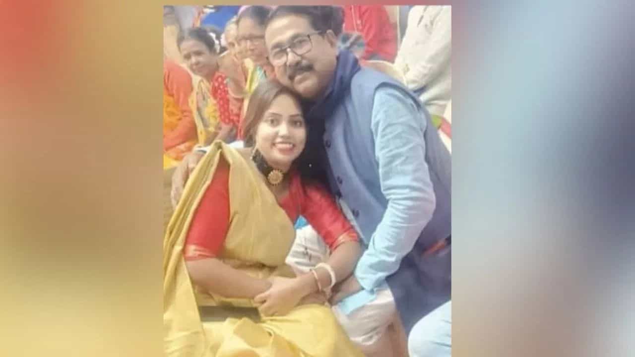 CBI: ফের নিজামে ডাক পড়ল TMC বিধায়ক তাপস 'ঘনিষ্ঠ' ইতির, হাজিরা দেবেন কি? CBI: ফের নিজামে ডাক পড়ল TMC বিধায়ক তাপস 'ঘনিষ্ঠ' ইতির, হাজিরা দেবেন কি?