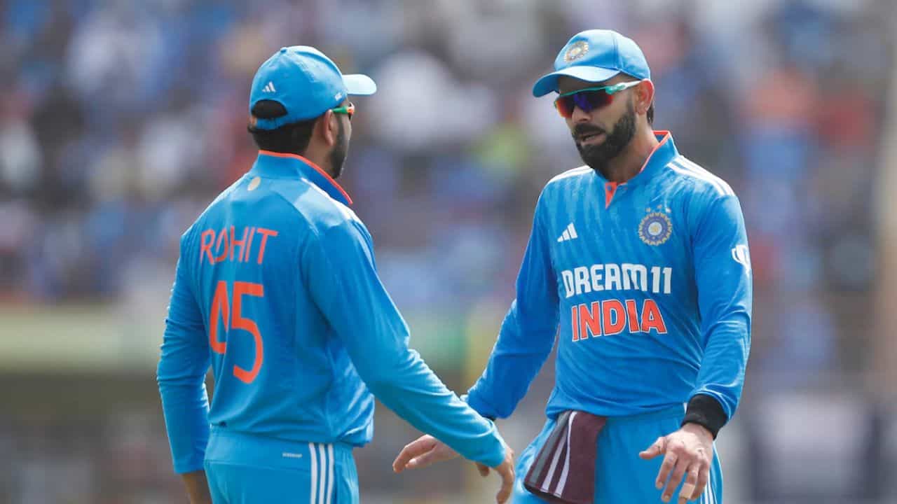 Team India: বিরাট-রোহিত-সূর্যরা প্রতিবন্ধী করে দিয়েছে টিমকে... বিস্ফোরক মন্তব্য দেশের প্রাক্তনীর Team India: বিরাট-রোহিত-সূর্যরা প্রতিবন্ধী করে দিয়েছে টিমকে... বিস্ফোরক মন্তব্য দেশের প্রাক্তনীর