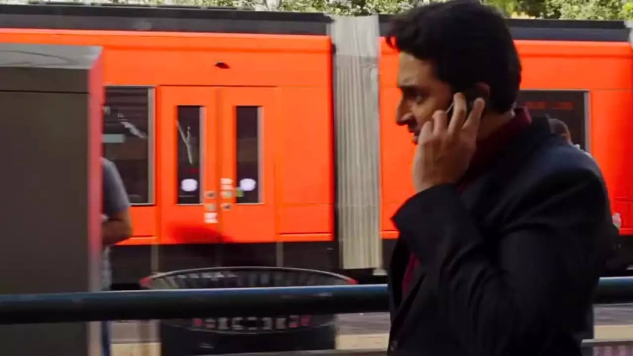 অভিষেককে ঠকিয়ে এই কাজ করেছিলেন ঐশ্বর্য? ভেঙে পড়েন জুনিয়ার বচ্চন