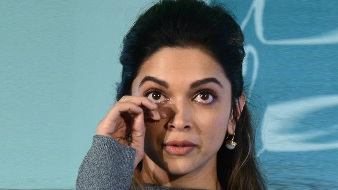 রণবীরের যৌনজীবন নিয়ে কটাক্ষ দীপিকার, কন্ডোম প্রসঙ্গে টেনে চরম অপমান