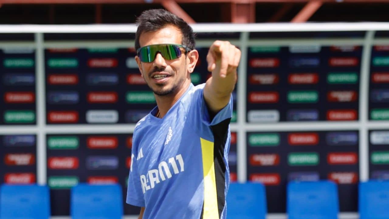 T20 World Cup 2024: একাদশে সুযোগ পাচ্ছেন না, হঠাৎ বাস কন্ডাক্টর হলেন চাহাল; ভিডিয়ো দেখেছেন?