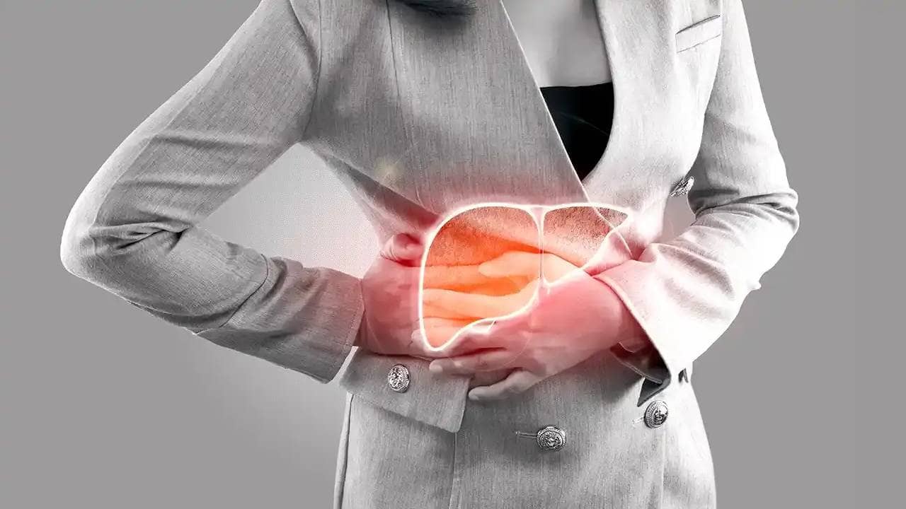 Fatty Liver Disease: এক রোগ অন্য রোগের জন্ম দেয়, ফ্যাটি লিভারের থেকে সাবধান
