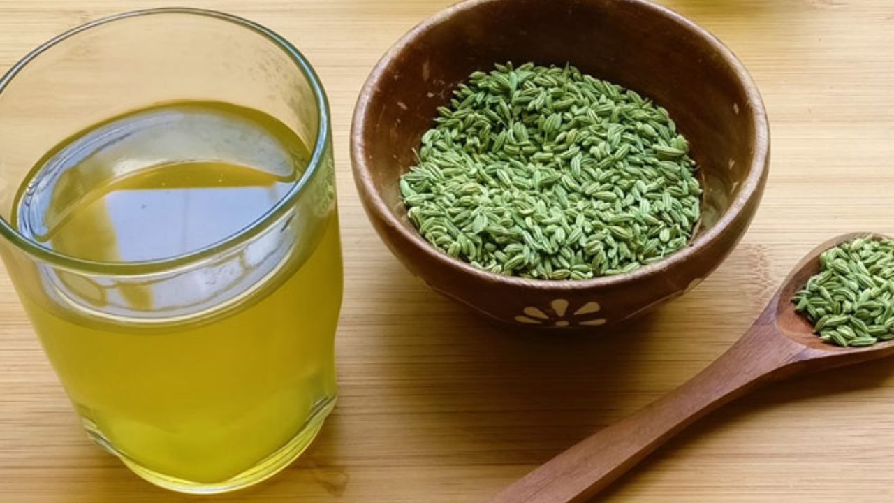 Fennel Seeds Water: রোজ সকালে এই বীজ ভেজানো জল খান, মেদ ঝরানোর জন্য আর কোনও ডিটক্স ওয়াটারের দরকার নেই Fennel Seeds Water: রোজ সকালে এই বীজ ভেজানো জল খান, মেদ ঝরানোর জন্য আর কোনও ডিটক্স ওয়াটারের দরকার নেই