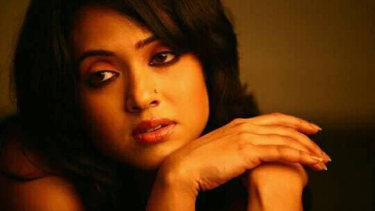 এই বাংলা সিরিয়ালে এক বিধবা হয়ে ধরা দিলেন ঋতুপর্ণা সেন, ফের করবেন শয়তানি