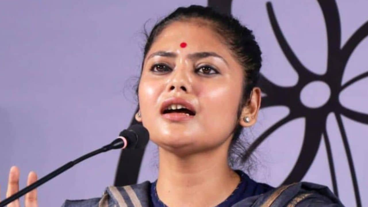 আজ যদি আমি টাইট জামা পরে..., পোশাক নিয়ে চাঁচাছোলা সায়নী!