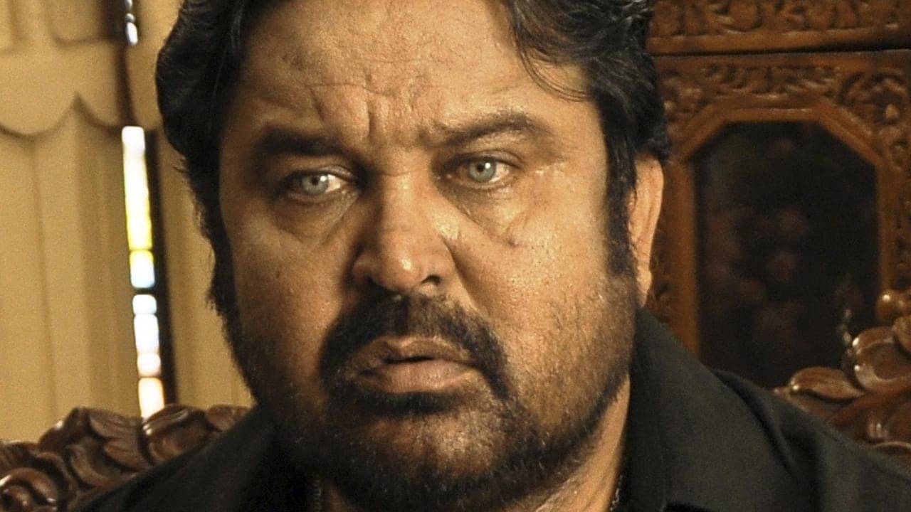 কটা চোখের ভিলেন সুমিত ক্ষমা করেননি, বলেন, কলার তুলে দেওয়ালে ঠেসে দিয়েছিলাম ইপির...